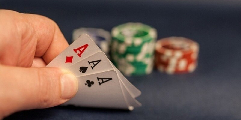 77BET Hướng Dẫn Luật Chơi Bài Cào Đơn Giản Nhất Cho Người Mới 4 Bài cào thách yêu cầu người chơi phải bình tĩnh