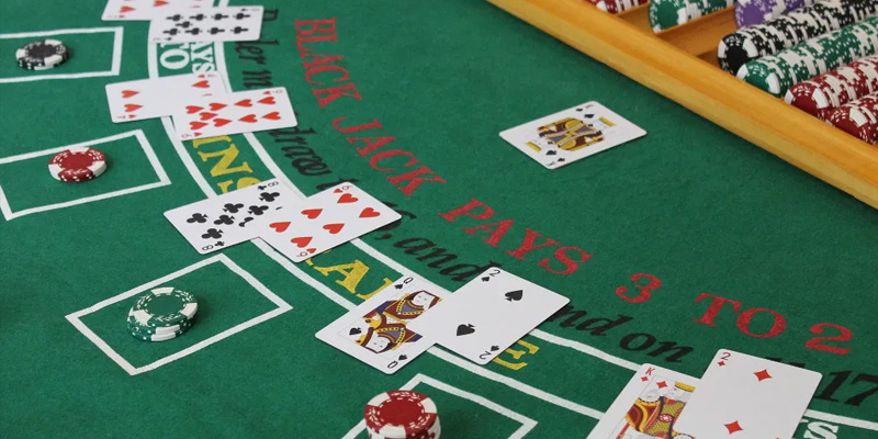 Mẹo Chơi Blackjack Giúp Bạn Chinh Phục Mức Tiền Thưởng Khủng 1 Tách bài hợp lý giúp bạn có thêm các chiến thắng trong bàn chơi